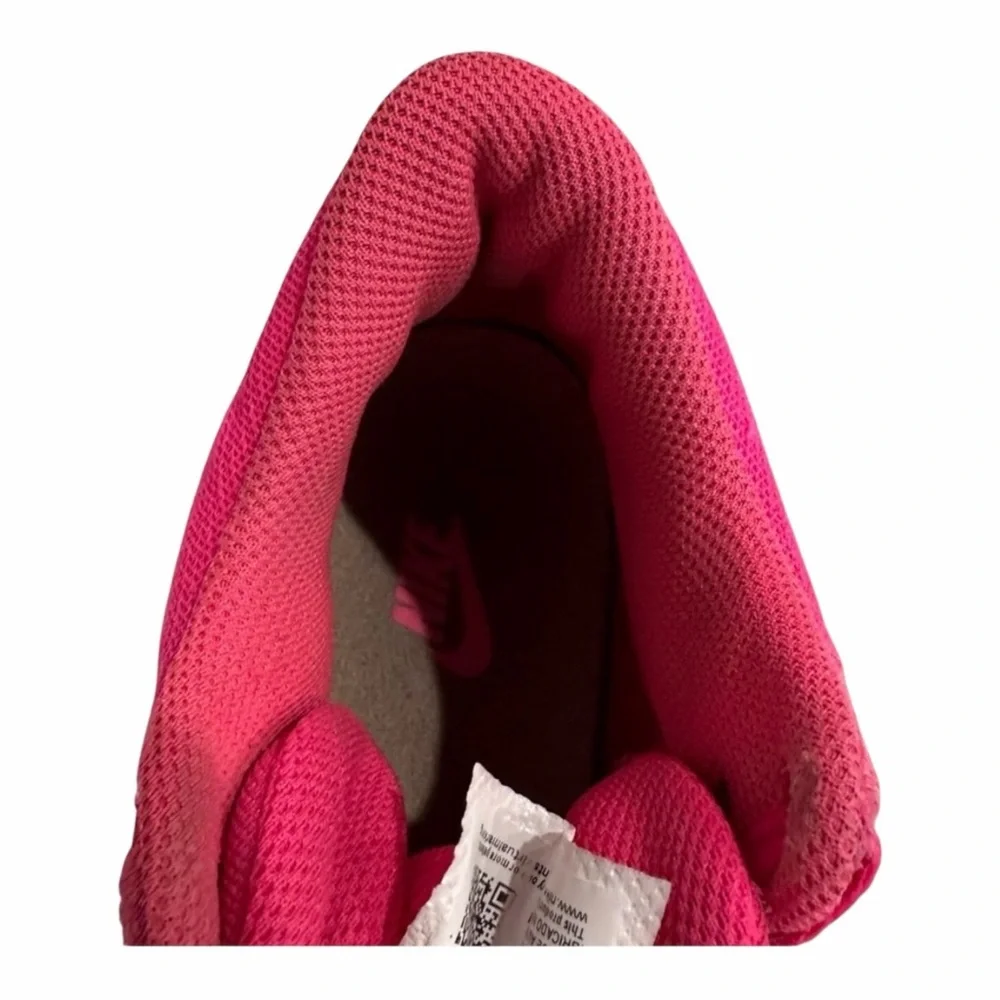 Nike bold lightweight